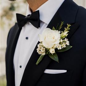 fwthumbwhite buttonhole image.jpg